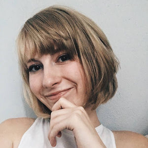 Meet your Posher, Olivia